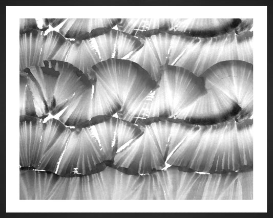 RIBBON CANDY - Black & White